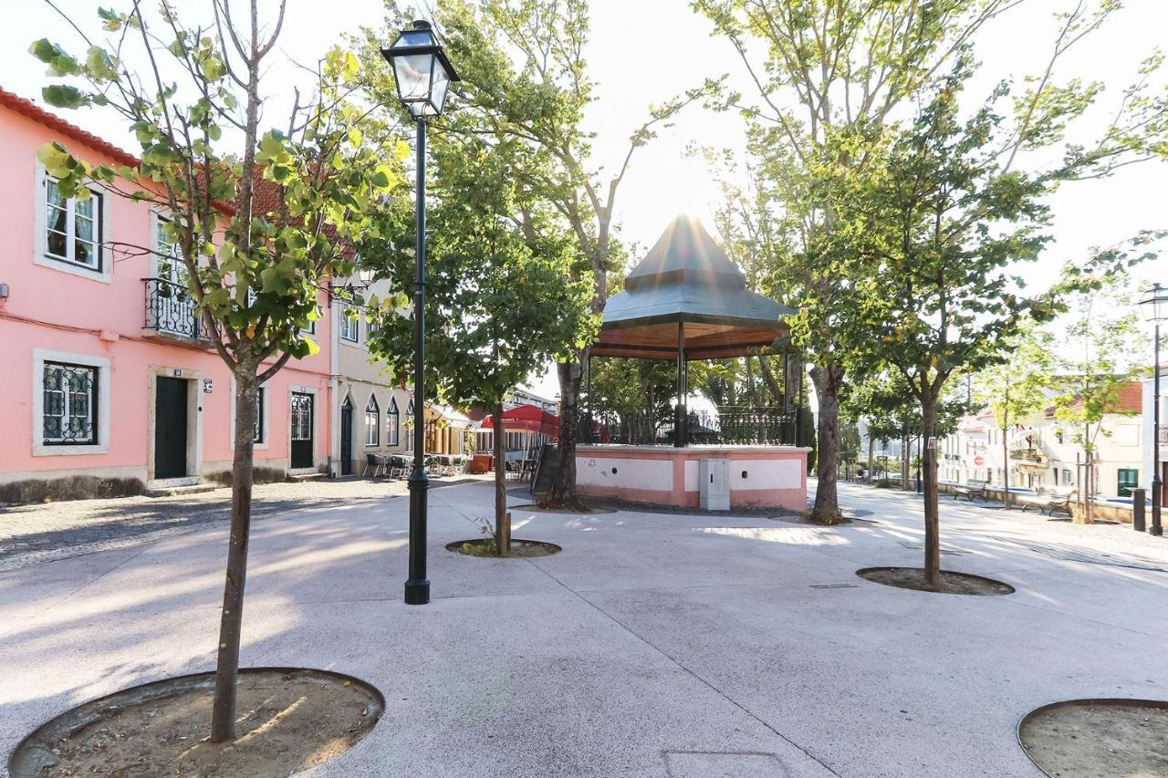 Benfica Iii By Homing Lissabon
